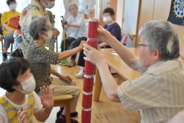 和気あいあいとした多目的室