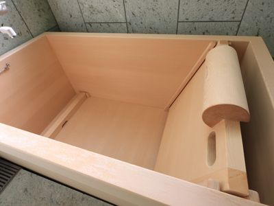 木製のバリアフリー浴槽