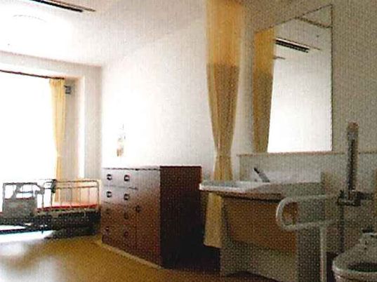 明るい室内の居室