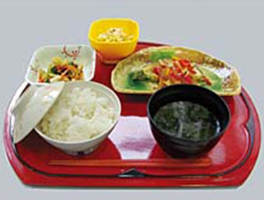 栄養豊富な食事