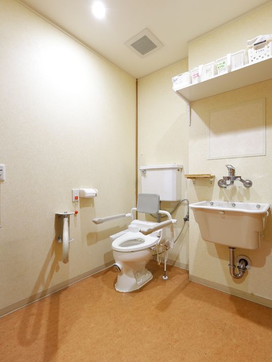 バリアフリーのトイレ設備