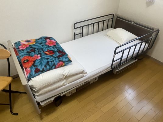 静かなベッドの居室
