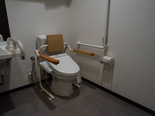 バリアフリーのトイレ設備