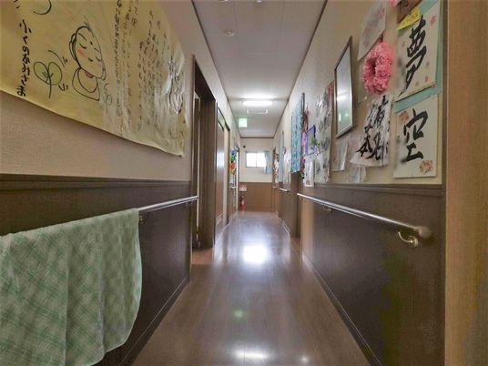 装飾された廊下