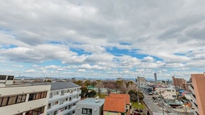 広がる景色と空のテラス