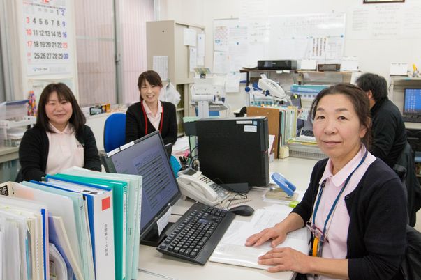スタッフが仕事をする居室