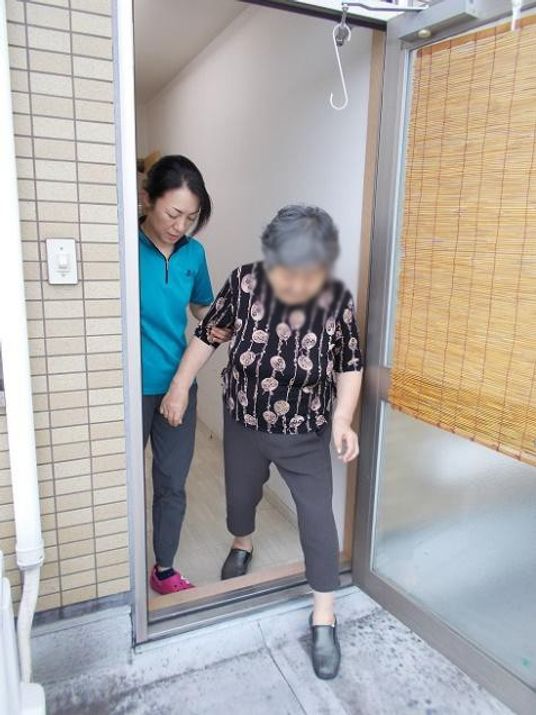 人が出入りする入口