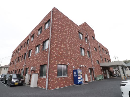 赤レンガ造りの建築物