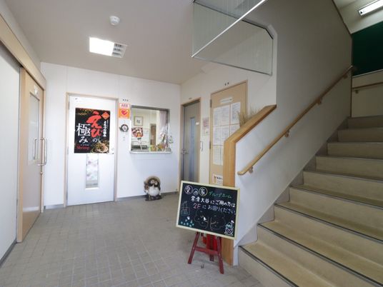 玄関と階段のエリア