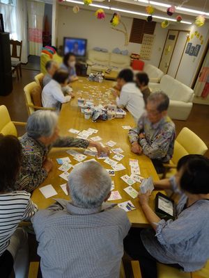 賑やかなリビング