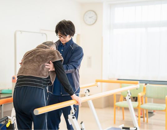 リハビリ風景の室内