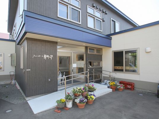 快適なエントランスの外観
