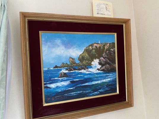 波打つ海の絵画