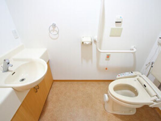 清潔なトイレ設備