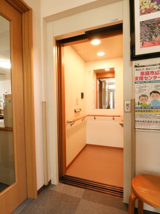 廊下と部屋の入口