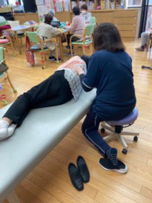 穏やかな時が流れる施設の中