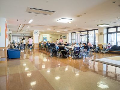 賑やかな共有空間