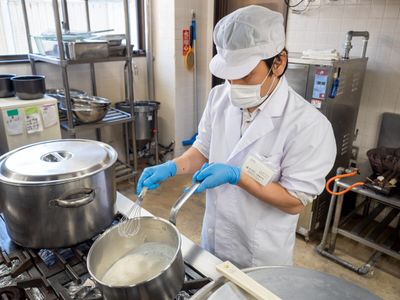 調理スタッフが活動中