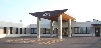 開放感あふれる建物外観