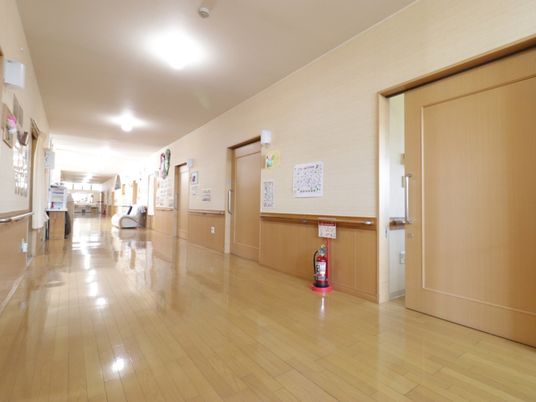 清潔感のある廊下