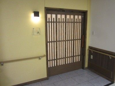 安全なスライドドア廊下