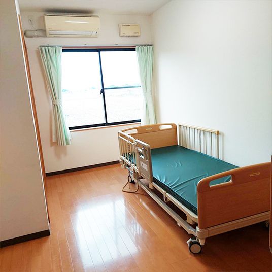 ベッドのある居室