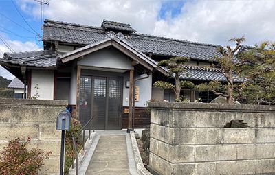 伝統的な外観の建物
