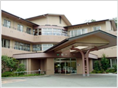堂々とした建物の外観
