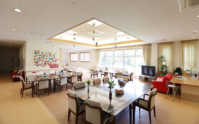 自然光の明るい部屋
