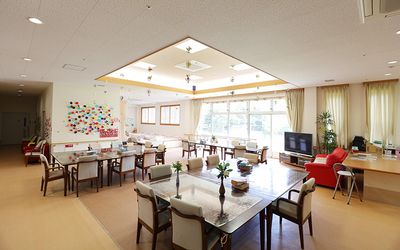 自然光の明るい部屋