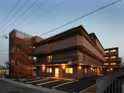 落ち着いた住宅の外観