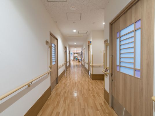 温もりある廊下の様子