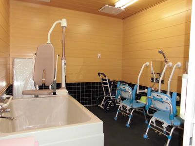 バリアフリー浴室設備
