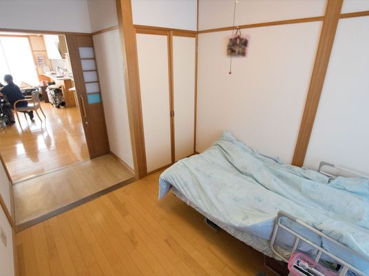居室と廊下の明るさ