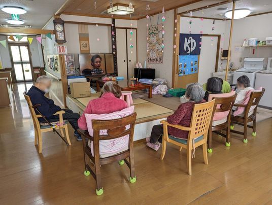 快適な廊下と個室の様子