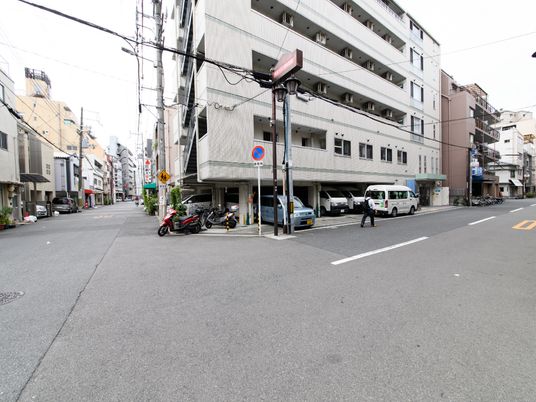 建物の外観