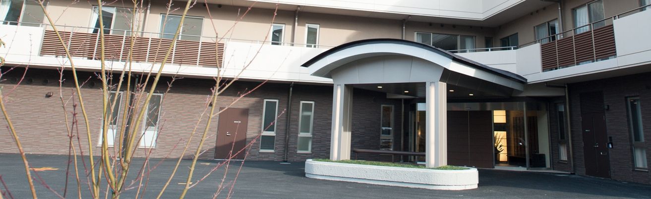 アーチ型屋根の入口