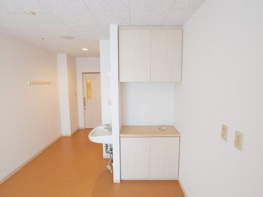 洗面台付き居室の角度