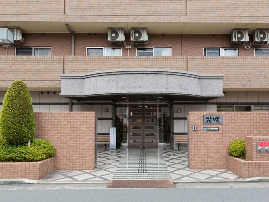 整備された施設のエントランス