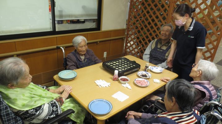 楽しげなレクリエーション活動