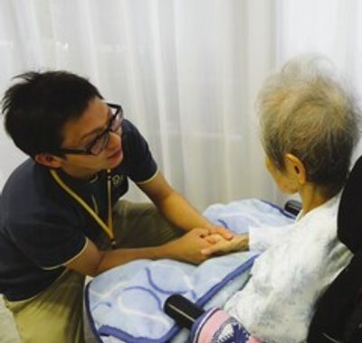 優しい対話の室内