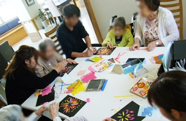 皆で創作活動をする場所