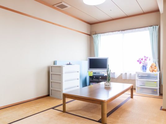 落ち着いた雰囲気の居室