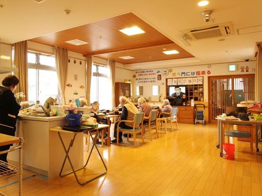 明るい居室光景