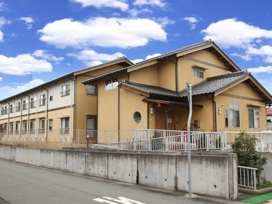 和風の落ち着いた外観