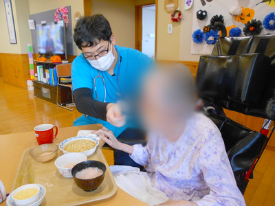 温かい食事の支援の場