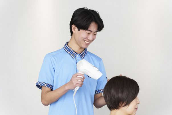 笑顔の理美容室