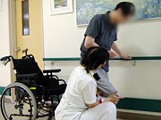 手すりのある廊下