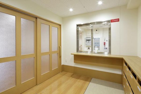 設備が整った受付
