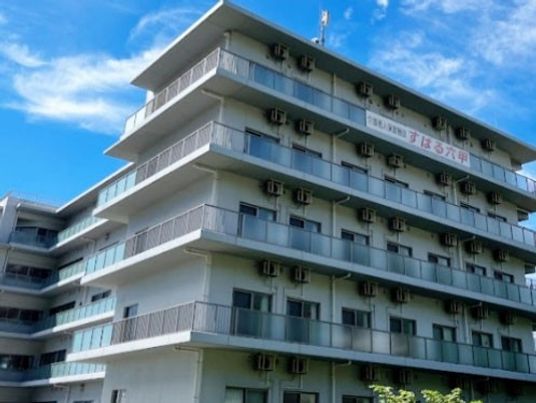 モダンな建物外観